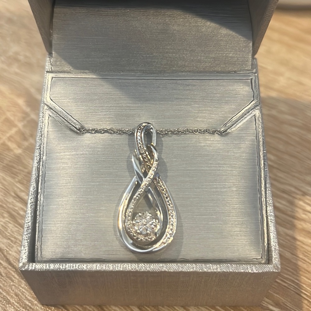 NIB ZALES Diamond Accent Double Infinity Knot Pendant in Sterling Silver